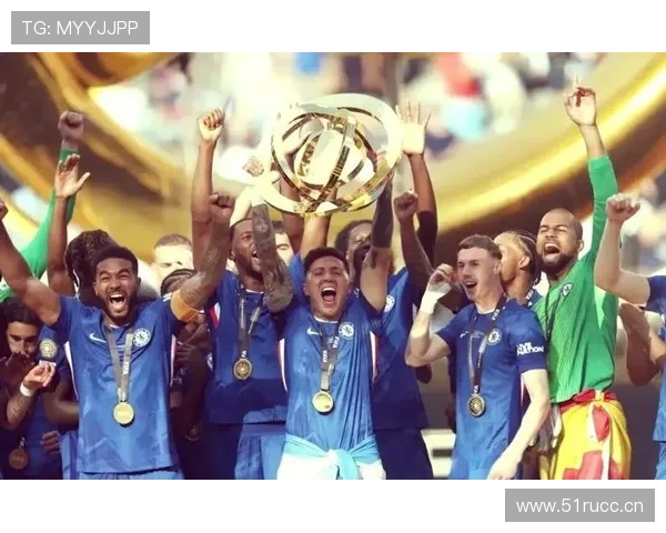 切尔西主帅遭遇危机！新赛季战术混乱，能否重振豪门雄风？