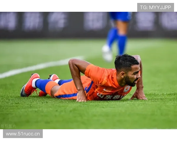 山东泰山中场控制力下滑，节奏紊乱暴露体系隐患