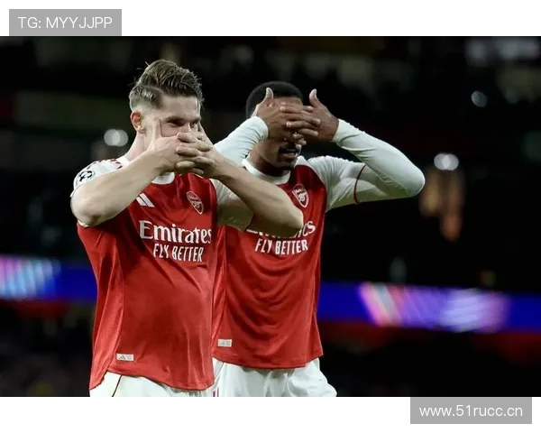 马尔基尼奥斯对阵拜仁曼城等强队的防守表现解析