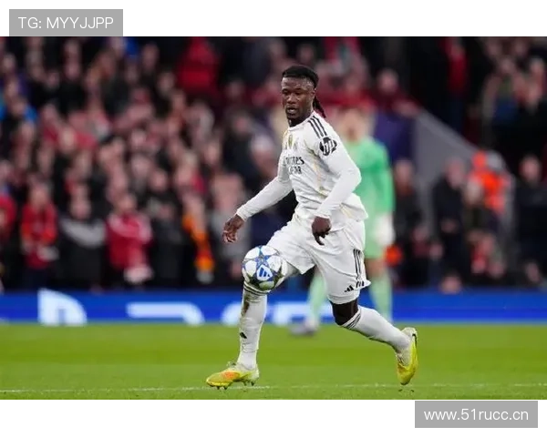 卡马文加:欧冠冠军加冕生涯首座巅峰荣誉 卡马文加:欧冠冠军加冕生涯首座巅峰荣誉